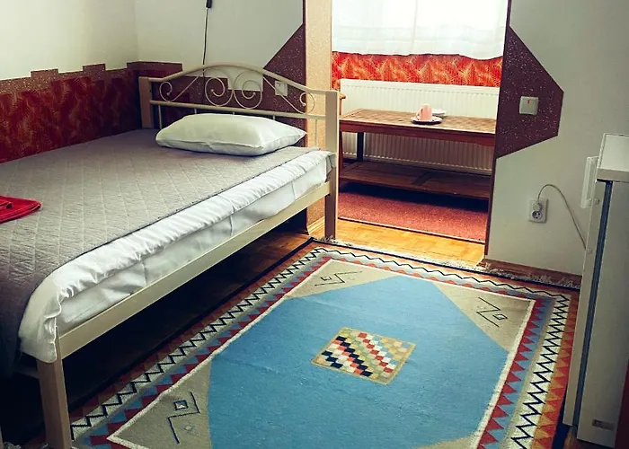 Malvy Otel